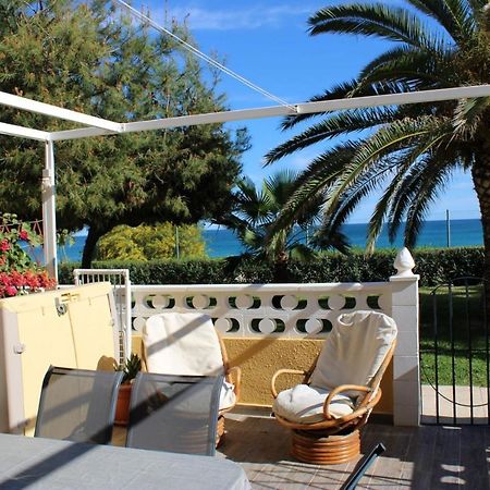 Bungalo En Primera Linea De La Playa إل كامبيلو المظهر الخارجي الصورة
