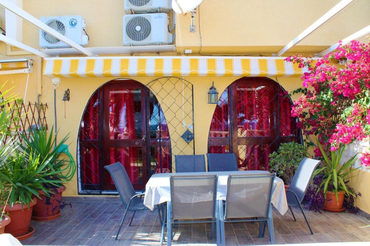 Bungalo En Primera Linea De La Playa إل كامبيلو المظهر الخارجي الصورة