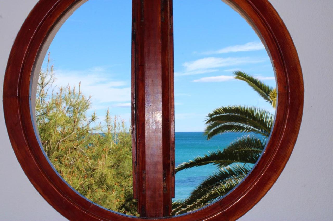 Bungalo En Primera Linea De La Playa إل كامبيلو المظهر الخارجي الصورة