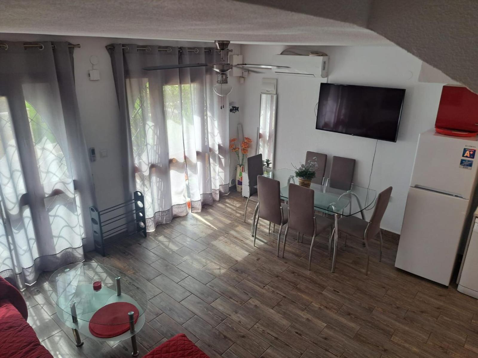 Bungalo En Primera Linea De La Playa إل كامبيلو المظهر الخارجي الصورة